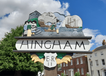 Hingham Town Sign